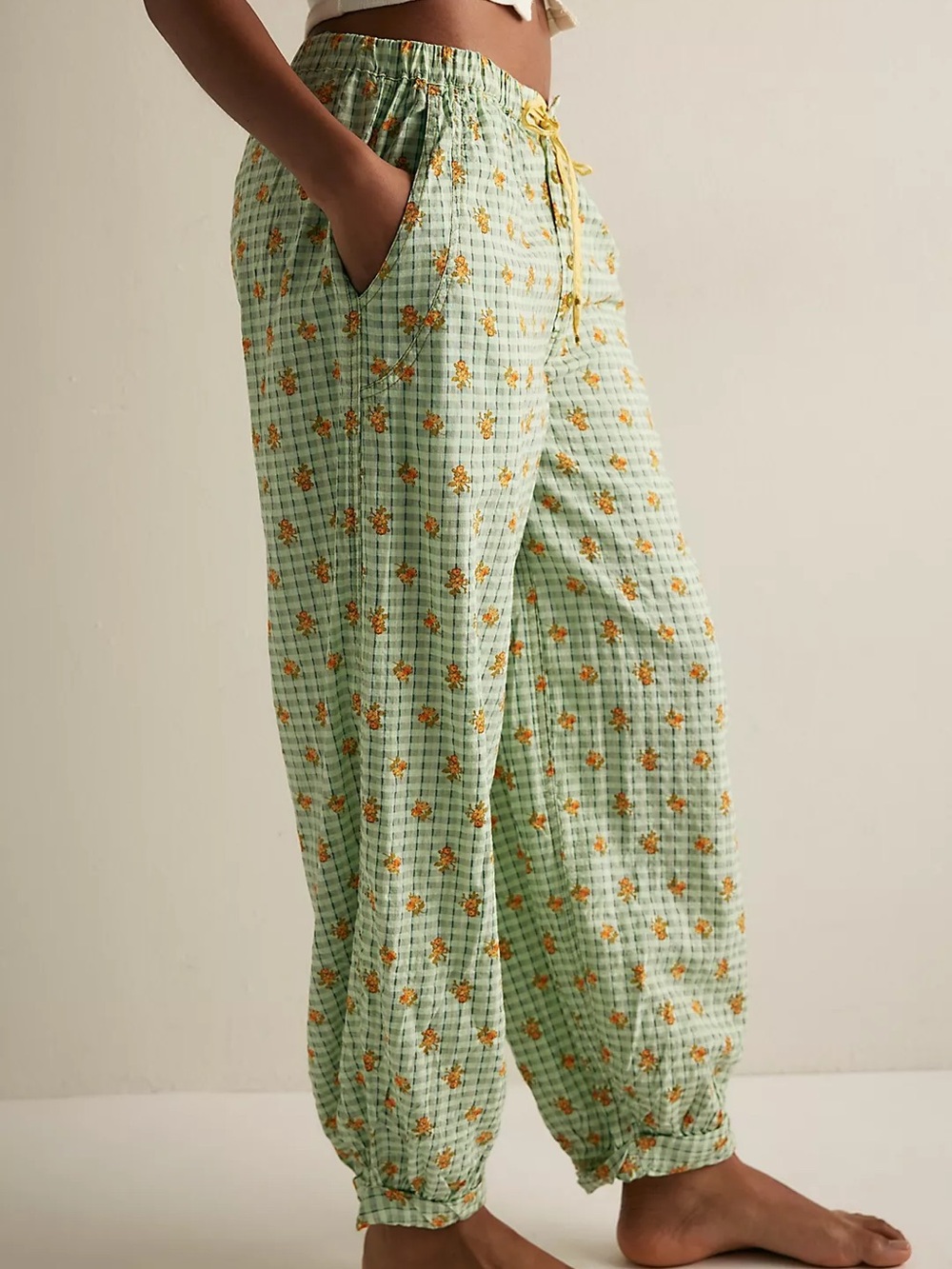 Free People On Repeat Pyjama Trousers Plaid Floral - Lime Cream Sz L - Picture 3 of 16